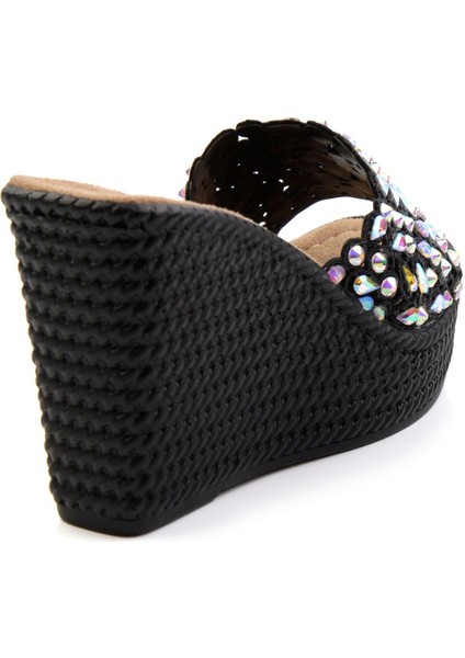 Siyah Kadın Terlik K04823121678 modelleri