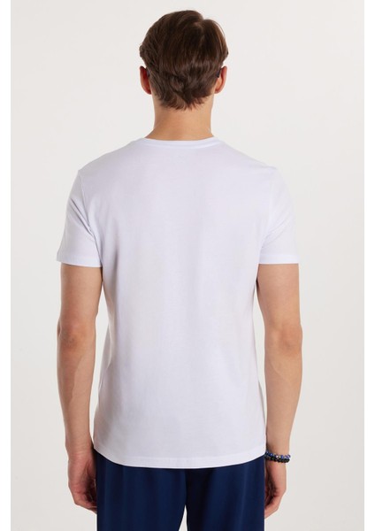 Erkek Slim Fit Dar Kesim %100 Pamuk Yumuşak Dokulu Baskılı Beyaz Bisiklet Yaka Tişört indirimleri