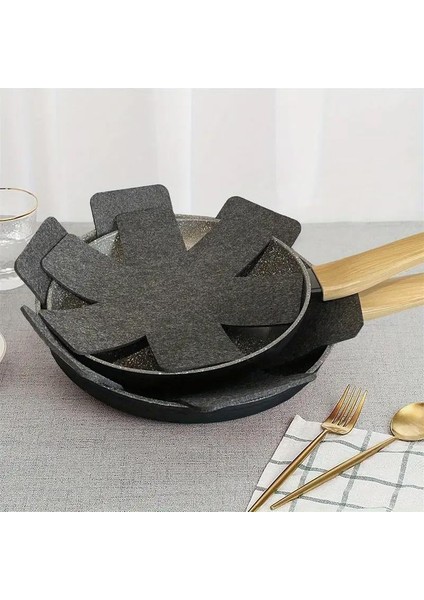 12'li Tencere Tava ve Tabak Arası Keçe Yıldız Gri 35 x 35CM