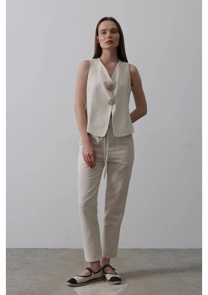 Düğme Detaylı Yelek - Krem modelleri
