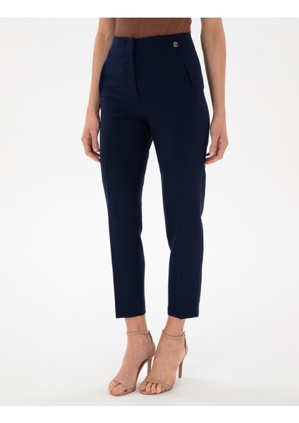 Kadın Lacivert Carrot Fit Kumaş Pantolon 50299833-VR033
