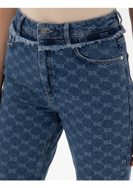 Kadın Koyu Mavi Mom High Waist Jean Pantolon 50306931-VR032 indirimleri
