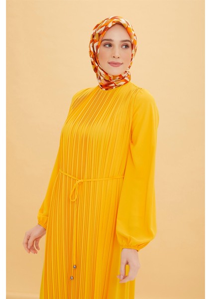 Önü Piliseli Elbise 22Y9435 Mango
