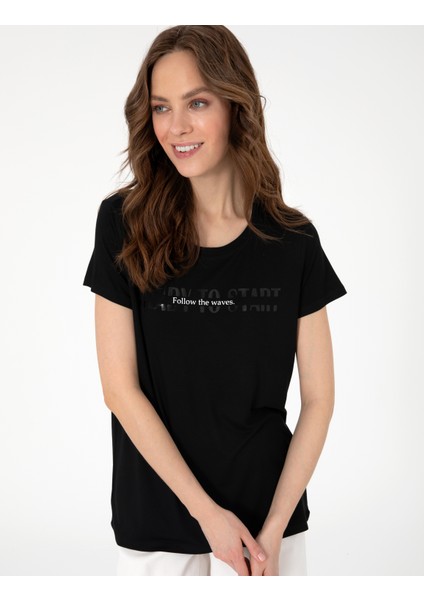 Kadın Siyah Regular Fit Tişört 50305789-VR046