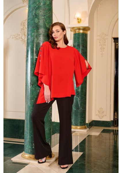 Büyük Beden Kolları Taş Aksesuar Detaylı Bluz modelleri