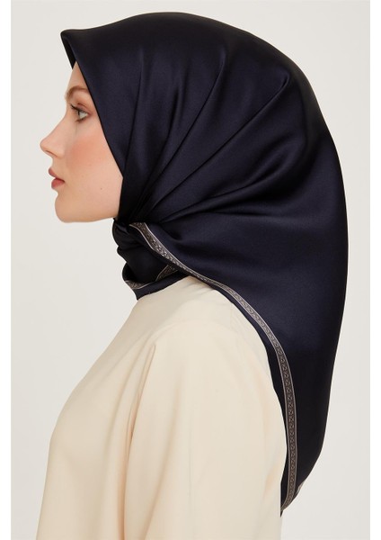 Klasik Desenli Sura Saf İpek Eşarp 9261D 07 37