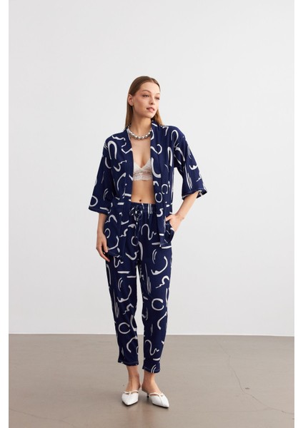Kadın Lacivert Desenli Kimono Gömlek Pantolon Takım