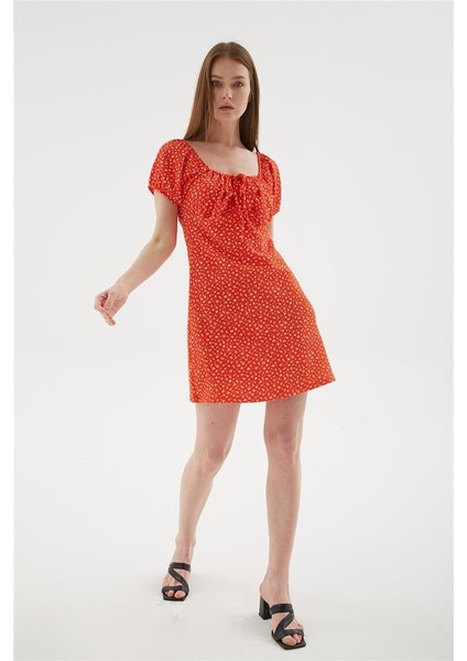 Kısa Kollu Elbise Kırmızı