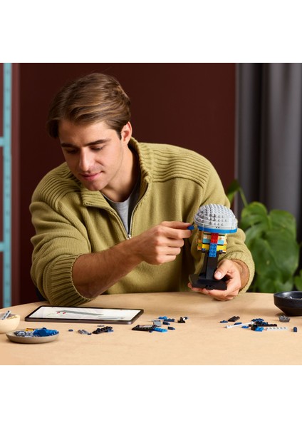 ® Star Wars™ Jango Fett™ Kaskı 75408 - Yetişkinler için Koleksiyonluk ve Dekoratif Model Yapım Seti (616 Parça)