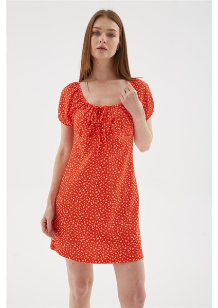 Kısa Kollu Elbise Kırmızı fırsatları