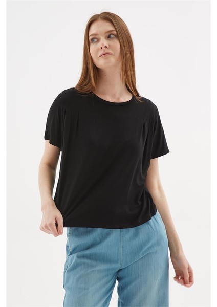 Dökümlü Viskon Crop Bluz Siyah