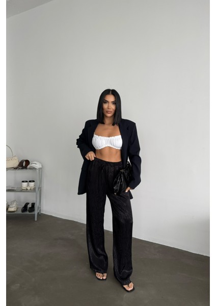 Siyah Jakarlı Saten Pantolon fırsatları