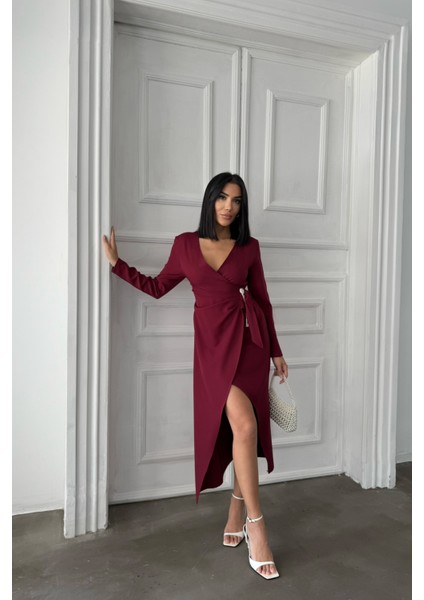 Bordo Kruvaze Broş Detaylı Elbise fırsatları