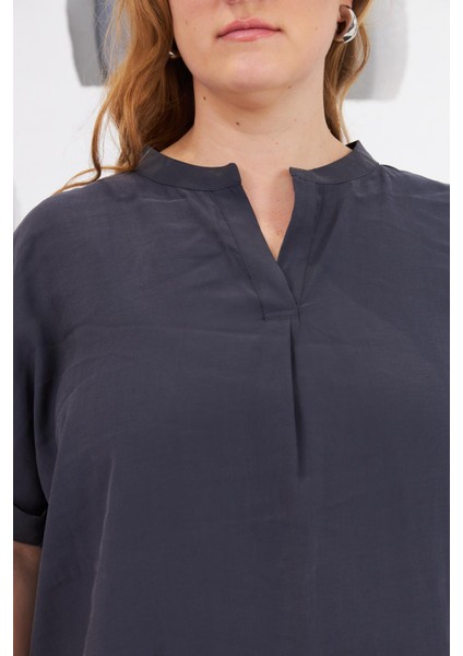 Hakim Yaka Büyük Beden Bluz Füme modelleri