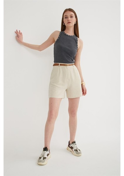 Yüksek Bel Rahat Pileli Keten Şort Natural fırsatları
