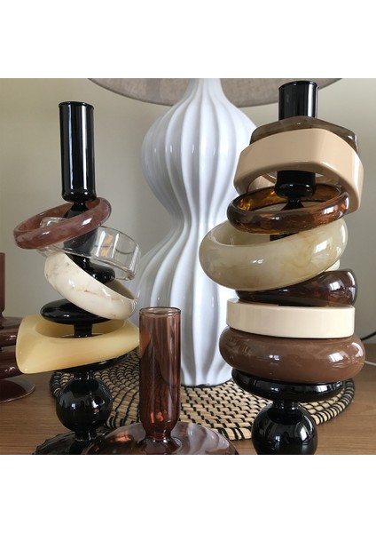 No.20 Boyutu 2021 Vintage Punk Renkli Büyük Bileklik Kalın Reçine Akrilik Geometrik Düzgün Olmayan Üçgen Kare Bilezik Kadınlar Için Takı (Yurt Dışından) fiyatları