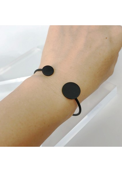 No.19 F.J4Z Moda Punk Bilezik Kadınlar Için Goth Manşet Bilezik Minimalizm Siyah Metal El Takı Rend Noel Hediyesi (Yurt Dışından) fırsatları