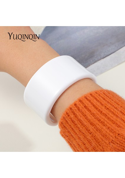 KB241-3 Kadınlar Için Renkli Şeffaf Tasarımcı Charm Bilezikler Geniş Hint Açık Bilezikler Akrilik Moda Takılar (Yurt Dışından) indirimleri