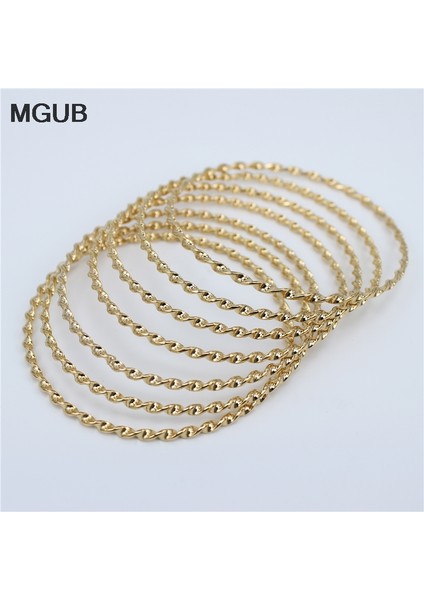 60MM-68MM Tarzı Saf Altın Rengi Üç Renkli Paslanmaz Çelik Bilezik ve Bileklik Titanyum Çelik Bilezik Altın Renk Moda Kadın Bileziği LH722 (Yurt Dışından) modelleri