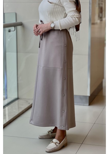 Soft Yanı Çıtçıtlı Etek