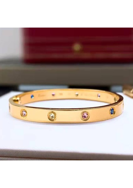 17CM Tarzı Altın Rengi Mücevher J.hangke Clal Titanyum Çelik Sevgililer Aşk Bilezikleri Kadınlar ve Erkekler Için Tatil Hediyeleri Moda Takı Bilezikler Anahtar Açık (Yurt Dışından)