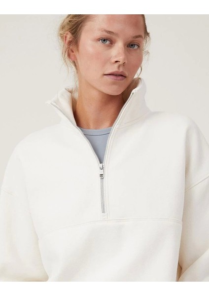 AYDOGANTICARET44 Oversize Yarım Farmuarlı Yakalı Basic Sweatshirt - Beyaz fırsatları