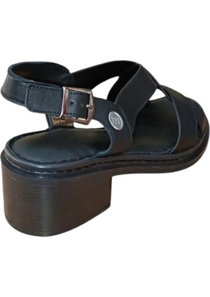 D25YS-2560-LX Kadın Deri 5 cm Kalın Topuklu Comfort Sandalet Beyaz indirimleri