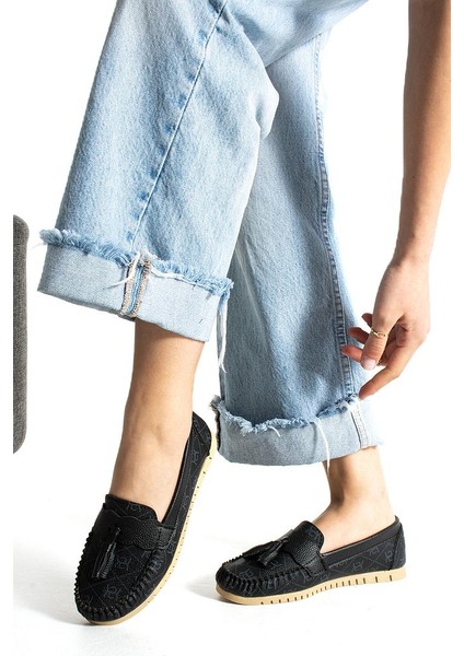 Kadın Babet Siyah Desenli Günlük Püsküllü Hafif Rahat Ayakkabı fiyatları