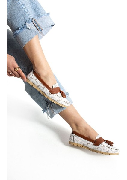 Kadın Babet Beyaz Desenli Günlük Püsküllü Hafif Rahat Ayakkabı fiyatları