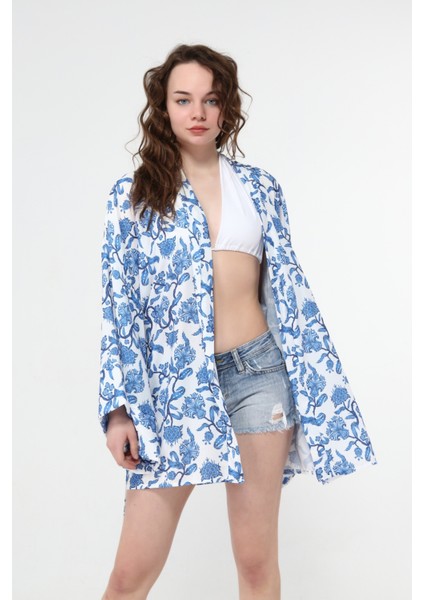Naomi Mavi Çiçek Desen Kimono
