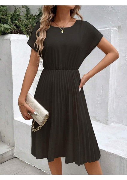 AYDOGANTICARET44 Kadın Kısa Kollu Yakası Açık Belden Lastikli Pileli Kısa Ithal Krep Elbise fiyatları