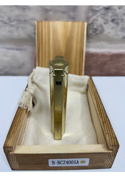 Promise Marka Benzinli Ince Model Eskitme Sarı Gold Renk Kişiye Özel Çakmak fırsatları