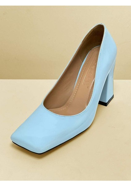 401 Bebe Mavi Rugan Arka Aynalı Gold Detaylı Klasik Kalın Topuklu Kadın Ayakkabı