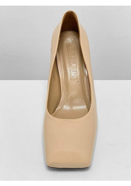 401 Bej Rugan Arka Aynalı Gold Detaylı Klasik Kalın Topuklu Kadın Ayakkabı fiyatları