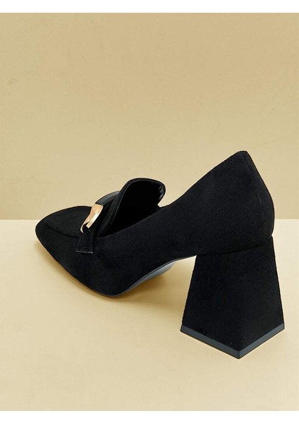 0401 Siyah Gold Önü Tokalı Topuklu Kadın Ayakkabı indirimleri