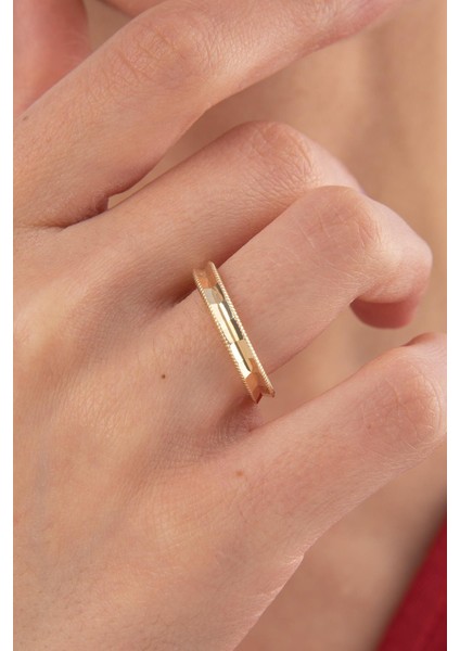 14 Ayar Altın Oluklu Ajda Yüzük