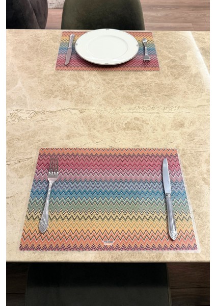 Amerikan Servisi 2'li Zikzak Desenli Renkli Amerikan Servis 2'li Yemek Altlığı Zikzak Desen 42 x 28 cm fiyatları
