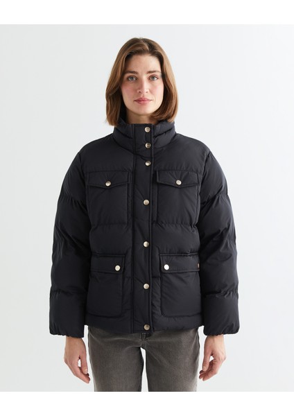 Kadın Siyah Dik Yaka Mont 4700340.5 indirimleri