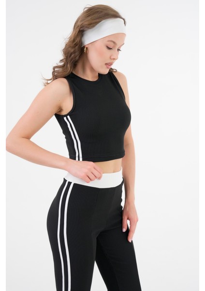 Siyah Şerit Detaylı Bisiklet Yaka Crop Bluz - Beli Lastikli Pantolon Fitilli Örme Takım