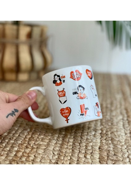 Girl Gang Tasarımlı Kupa