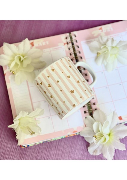 Altın Işıltılı Kalp Tasarımlı Kupa fiyatları