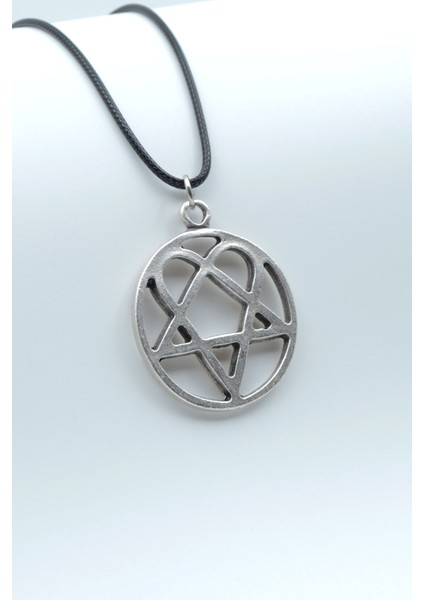 Heartagram Gümüş Kaplama Deri İp Kolye