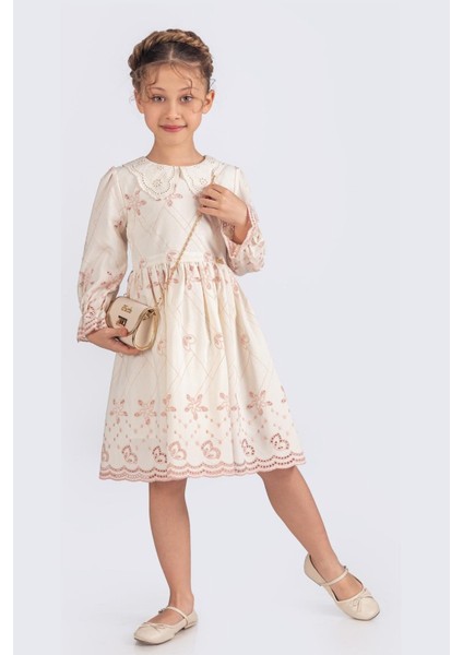 Fisto Yakalı Çantalı Uzun Kollu Kız Çocuk Brode Elbise - Pudra