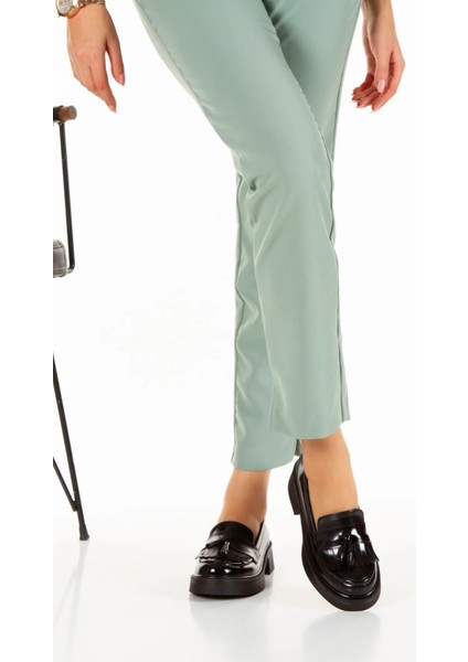 Kadın Mat Rugan Püsküllü Oxford Ayakkabı 4035 fiyatları