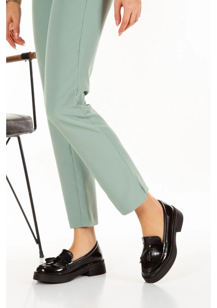 Kadın Mat Rugan Püsküllü Oxford Ayakkabı 4035 modelleri