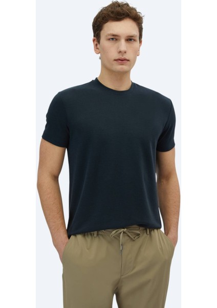 Siyah Düz Bisiklet Yaka T-Shirt