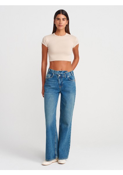 31810 Bisiklet Yaka Crop T-Shirt-Bej fırsatları