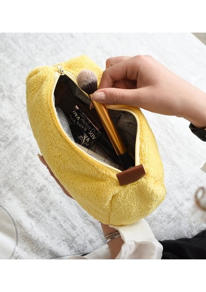 Legosh Fermuarlı Peluş Makyaj Çantası (Kısa Tüylü) – Kadınlar Için En Yeni Makyaj Çantası