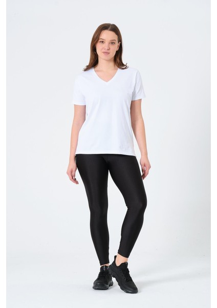 Giyim Oversize V Yaka Kısa Kollu Tişört Beyaz modelleri