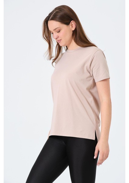 Giyim Oversize Bisiklet Yaka Kısa Kollu Tişört Bej fırsatları